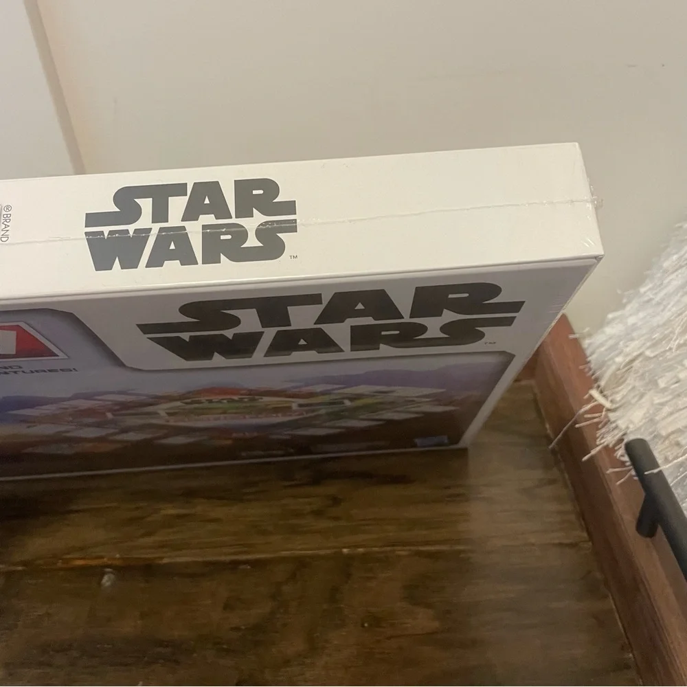 Hasbro Star Wars Monopoly Board Game New!